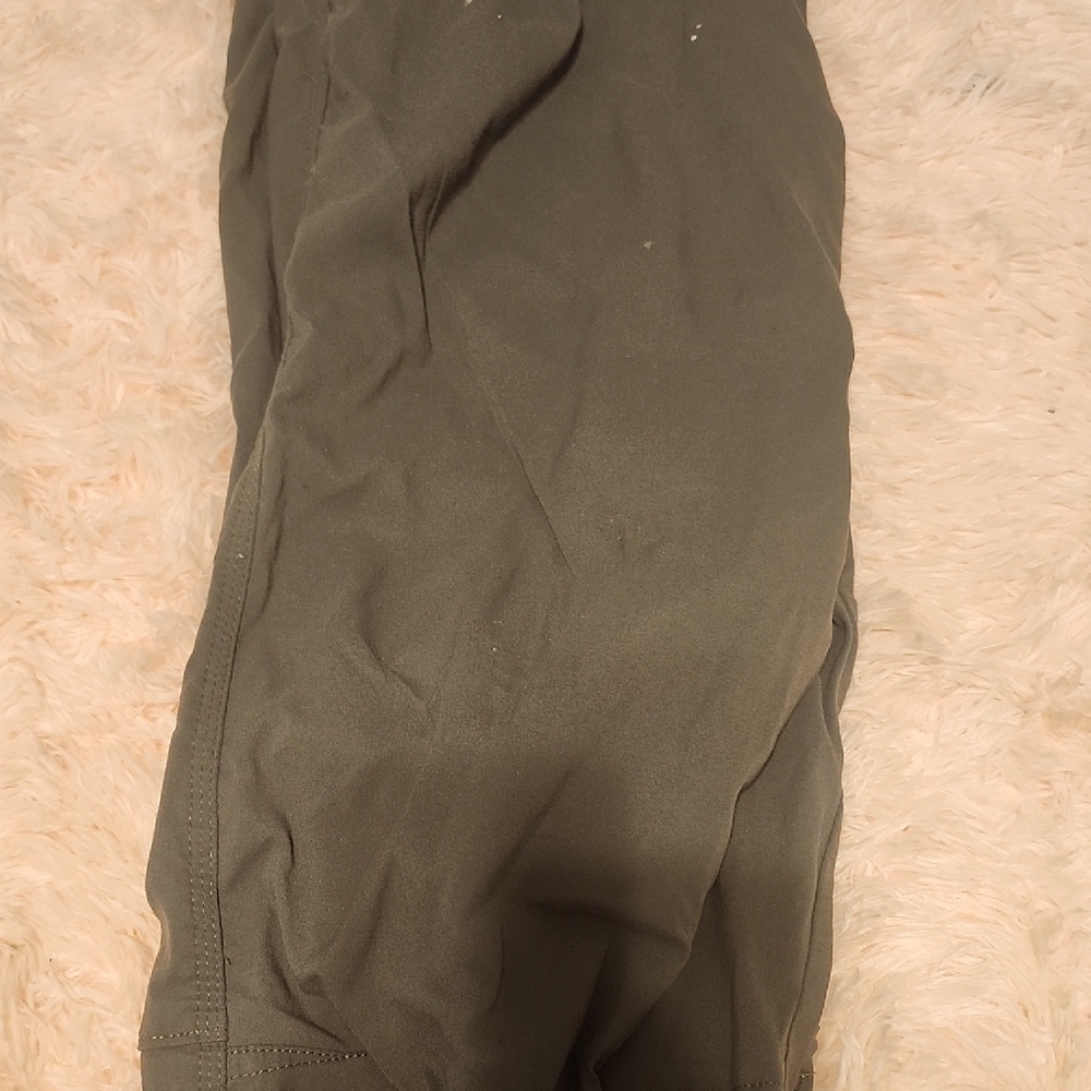 Wrangler Men’s Charcoal Gray Jogger Pants - Picture 4 of 4